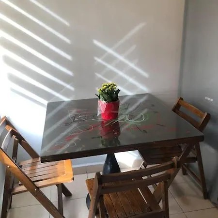 Tarihi Kaleici Muethis Lokasyon 2+1 Uygun Fiyat Apartment