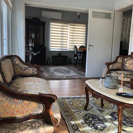 Tarihi Kaleici Muethis Lokasyon 2+1 Uygun Fiyat Antalya