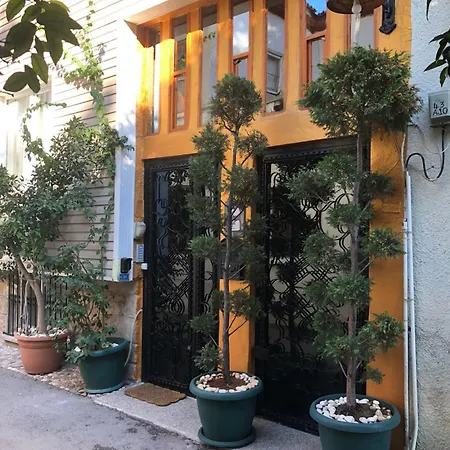 Tarihi Kaleici Muethis Lokasyon 2+1 Uygun Fiyat Apartment *
