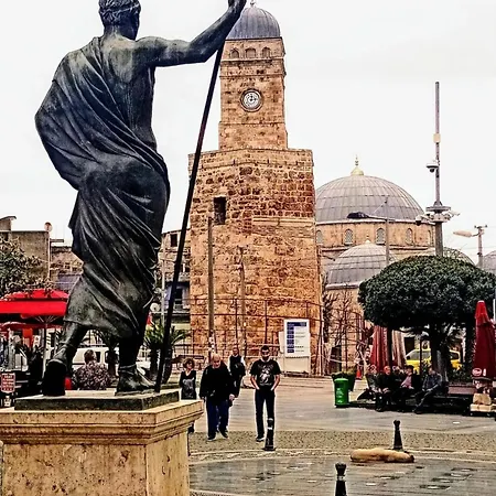 Tarihi Kaleici Muethis Lokasyon 2+1 Uygun Fiyat